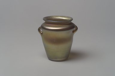 Tiffany Studios (1902-1932). <em>Vase</em>, ca. 1901-1905. Opalescent glass, 2 3/4 x 2 1/4 x 2 1/4 in. (7 x 5.7 x 5.7 cm). Brooklyn Museum, Bequest of Laura L. Barnes, 67.120.100. Creative Commons-BY (Photo: Brooklyn Museum, 67.120.100.jpg)