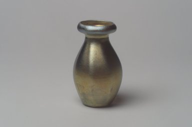 Tiffany Studios (1902-1932). <em>Vase</em>, ca. 1901-1905. Opalescent glass, 3 1/2 x 2 1/8 x 2 1/8 in. (8.9 x 5.4 x 5.4 cm). Brooklyn Museum, Bequest of Laura L. Barnes, 67.120.109. Creative Commons-BY (Photo: Brooklyn Museum, 67.120.109.jpg)