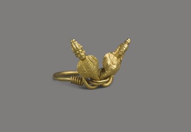  <em>Finger Ring</em>, 2nd century C.E. (probably). Gold, 13/16 x Diam. 7/8 in. (2 x 2.2 cm). Brooklyn Museum, Charles Edwin Wilbour Fund, 67.2. Creative Commons-BY (Photo: Brooklyn Museum, 67.2_view1_PS9.jpg)