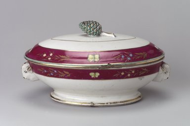 Union Porcelain Works (1863–ca. 1922). <em>Vegetable Dish and Cover</em>, ca. 1879. Porcelain, 5 5/8 x 10 1/2 x 6 3/8 in. (14.3 x 26.7 x 16.2 cm). Brooklyn Museum, Gift of Franklin Chace, 68.87.20a-b. Creative Commons-BY (Photo: Brooklyn Museum, 68.87.20a-b.jpg)