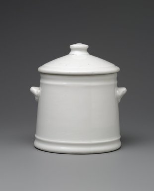 Union Porcelain Works (1863-ca. 1922). <em>Sugar Bowl and Cover</em>, ca. 1876. Porcelain, 4 1/8 x 3 3/4 x 3 1/2 in. (10.5 x 9.5 x 8.9 cm). Brooklyn Museum, Gift of Franklin Chace, 68.87.35a-b. Creative Commons-BY (Photo: Brooklyn Museum, 68.87.35a-b_PS6.jpg)