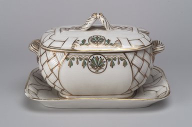 Union Porcelain Works (1863-ca. 1922). <em>Gravy Bowl with Attached Saucer and Cover</em>, ca. 1880. Porcelain, 4 1/2 x 7 3/8 x 4 7/8 in. (11.4 x 18.7 x 12.4 cm). Brooklyn Museum, Gift of Franklin Chace, 68.87.7a-b. Creative Commons-BY (Photo: Brooklyn Museum, 68.87.7a-b.jpg)