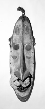 Iatmul. <em>Large Mask of Human Face</em>, 20th century. Wood, 45 11/16 in. (116 cm). Brooklyn Museum, Gift of Mr. and Mrs. Arnold Maremont, 69.57. Creative Commons-BY (Photo: Brooklyn Museum, 69.57_bw.jpg)