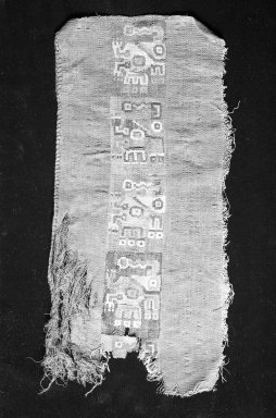 Coastal Wari (attrib by Nobuko Kajatani, 1993). <em>Mantle, Fragment</em>, 600–1000. Cotton, camelid fiber, 6 5/16 x 13 in. (16 x 33 cm). Brooklyn Museum, Gift of Ernest Erickson, 70.177.11. Creative Commons-BY (Photo: Brooklyn Museum, 70.177.11_cropped_bw_IMLS.jpg)