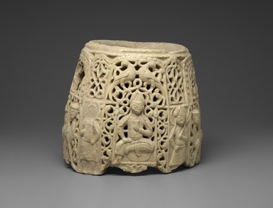  <em>Top Section of a Water Jug</em>, late 12th–early 13th century. Ceramic; earthenware, pierced decoration, 12 x 14 1/4 x 14 1/4 in. (30.5 x 36.2 x 36.2 cm). Brooklyn Museum, Gift of The Roebling Society, 73.30.6. Creative Commons-BY (Photo: Brooklyn Museum, 73.30.6_PS2.jpg)