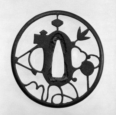  <em>Tsuba (Sword Guard)</em>, 18th century. Brown-black patinated iron, copper, 2 3/4 x 2 11/16 in. (7 x 6.8 cm). Brooklyn Museum, Gift of Leighton R. Longhi, 74.202.20. Creative Commons-BY (Photo: Brooklyn Museum, 74.202.20_front_bw.jpg)