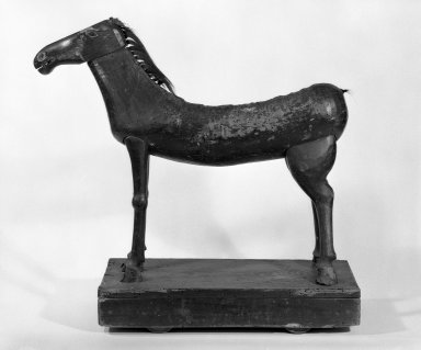  <em>Folk Carving of a Horse</em>, ca. 1860. Wood, 25 1/2 x 27 in. (64.8 x 68.6 cm). Brooklyn Museum, Designated Purchase Fund, 75.33. Creative Commons-BY (Photo: Brooklyn Museum, 75.33_bw.jpg)