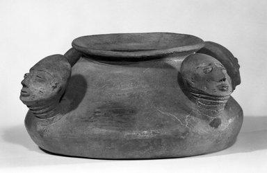 Akan. <em>Urn</em>, late 19th or early 20th century. Terracotta, h: 7 x diam: 17 in. (h: 17.8 x diam: 43.2 cm). Brooklyn Museum, Gift of Marcia and John Friede, 75.82.2. Creative Commons-BY (Photo: Brooklyn Museum, 75.82.2_bw.jpg)