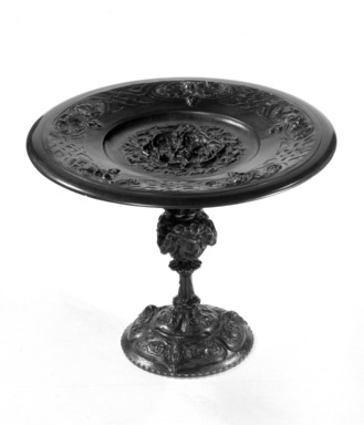 Antoine-Louis Barye (French, 1795-1875). <em>Footed Dish</em>, ca. 1848-1850. Cast bronze, 5 3/4 x 7 1/2 in. (14.6 x 19.1 cm). Brooklyn Museum, Gift of Dr. Maria A.S. de Reinis, 76.170.1. Creative Commons-BY (Photo: Brooklyn Museum, 76.170.1_bw.jpg)