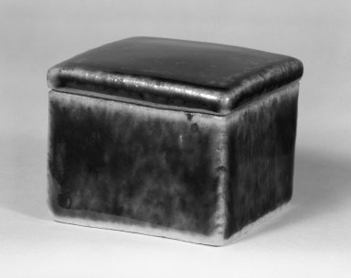Kawai Takeichi (Japanese, 1908-1989). <em>Glazed Stoneware Boxd with Cover</em>, ca. 1970. Stoneware, 2 x 2 1/4 x 2 1/4 in. (5.1 x 5.7 x 5.7 cm). Brooklyn Museum, Gift of Sidney B. Cardozo, Jr., 76.42.6a-b. Creative Commons-BY (Photo: Brooklyn Museum, 76.42.6a-b_bw.jpg)