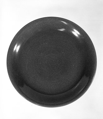 Russel Wright (American, 1904-1976). <em>Plate</em>, ca. 1945. Glazed china, 9 in. (22.9 cm). Brooklyn Museum, Gift of Russel Wright, 76.99.33. Creative Commons-BY (Photo: Brooklyn Museum, 76.99.33_bw.jpg)