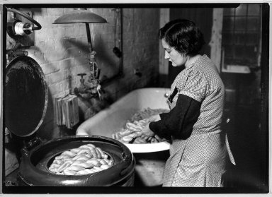 Lewis Wickes Hine (American, 1874-1940). <em>[Untitled] (Women Preparing Thread)</em>, 1936-1937. Gelatin silver photograph, 4 3/4 x 7 1/4 in.  (12.1 x 18.4 cm). Brooklyn Museum, Gift of the National Archives, 79.143.79 (Photo: Brooklyn Museum, 79.143.79_bw.jpg)