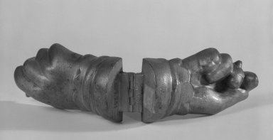  <em>Mold</em>, late 19th century. Pewter., 2 1/8 x 4 1/4 x 2 1/16 in. (5.4 x 10.8 x 5.2 cm) closed . Brooklyn Museum, Bequest of May S. Kelley, 79.169.251. Creative Commons-BY (Photo: Brooklyn Museum, 79.169.251_bw.jpg)
