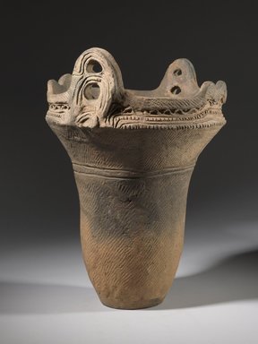  <em>Beaker</em>, ca. 2500 B.C.E. Earthenware with painted decoration, 15 7/8 x 12 in. (40.3 x 30.5 cm). Brooklyn Museum, Gift of Mr. and Mrs. Stanley Marcus, 79.278.2. Creative Commons-BY (Photo: Brooklyn Museum, 79.278.2_PS6.jpg)