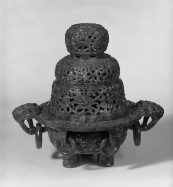  <em>Incense Burner</em>, 19th century. Jade, 7 1/2 x 8 1/4 in. (19.1 x 21 cm). Brooklyn Museum, Gift of Lucile E. Selz, 79.282. Creative Commons-BY (Photo: Brooklyn Museum, 79.282_bw.jpg)
