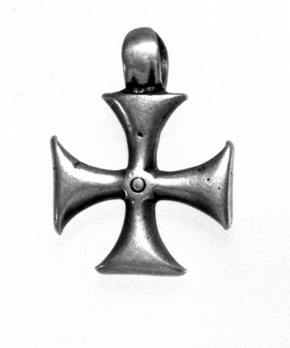 Amhara. <em>Pendant Cross</em>, 19th or 20th century. Silver, 1 3/8 x 1 in. (3.5 x 2.55 cm). Brooklyn Museum, Gift of George V. Corinaldi Jr., 79.72.10. Creative Commons-BY (Photo: Brooklyn Museum, 79.72.10_bw.jpg)