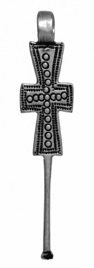 Amhara. <em>Pendant Cross with Ear Cleaner Extension</em>, 19th or 20th century. Silver, brass, 2 5/8 x 1/2 in. (6.7 x 1.3 cm). Brooklyn Museum, Gift of George V. Corinaldi Jr., 79.72.4. Creative Commons-BY (Photo: Brooklyn Museum, 79.72.4_view1_bw.jpg)