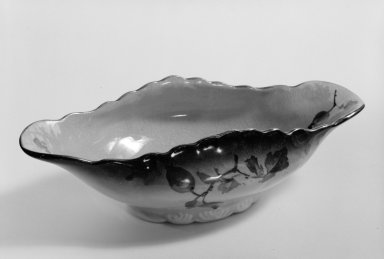 Warwick China Manufacturing Company. <em>Sauceboat</em>, late 19th-early 20th century. Earthenware, 2 x 7 3/8 x 3 1/8 in. (5.1 x 18.7 x 7.9 cm). Brooklyn Museum, Gift of Mr. and Mrs. G. R. Peirce, 79.79. Creative Commons-BY (Photo: Brooklyn Museum, 79.79_bw.jpg)