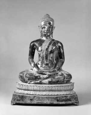  <em>Seated Buddha</em>, ca. 1780. Bronze, black lacquer, gold leaf, 35 x 26 x 14 1/2 in. (88.9 x 66 x 36.8 cm). Brooklyn Museum, Gift of Dr. Andrew Dahl, 80.115.11. Creative Commons-BY (Photo: Brooklyn Museum, 80.115.11_bw.jpg)