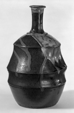  <em>Wine Bottle</em>, 19th century. Shodai ware, 8 3/8 x 5 in. (21.3 x 12.7 cm). Brooklyn Museum, Designated Purchase Fund, 80.13. Creative Commons-BY (Photo: Brooklyn Museum, 80.13_bw.jpg)
