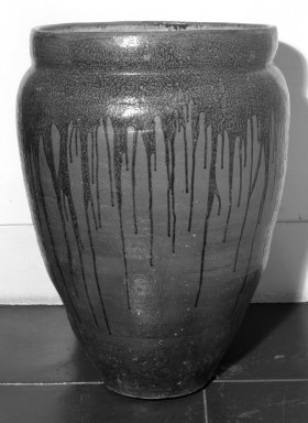  <em>Jar</em>, 17th century. Glazed stoneware, 34 1/2 x 27 in. (87.6 x 68.6 cm). Brooklyn Museum, Gift of Farrell Glasser, 80.259. Creative Commons-BY (Photo: Brooklyn Museum, 80.259_bw.jpg)