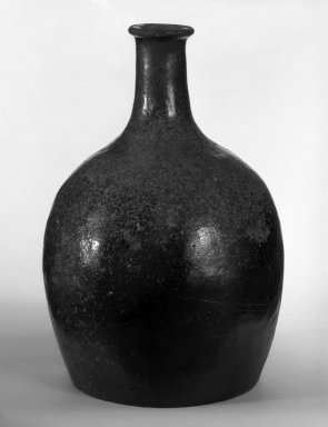  <em>Wine Bottle</em>, 17th century. Stoneware with brown slip covering; Bizen ware, 11 1/2 x 7 in. (29.2 x 17.8 cm). Brooklyn Museum, Gift of the Carroll Family Collection, 80.70.1. Creative Commons-BY (Photo: Brooklyn Museum, 80.70.1_bw.jpg)