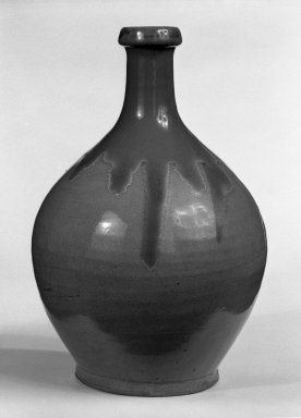  <em>Wine Bottle</em>, first half 19th century. Glazed stoneware; Shigaraki ware, 10 1/4 x 6 1/2 in. (26 x 16.5 cm). Brooklyn Museum, Gift of the Carroll Family Collection, 80.70.4. Creative Commons-BY (Photo: Brooklyn Museum, 80.70.4_bw.jpg)