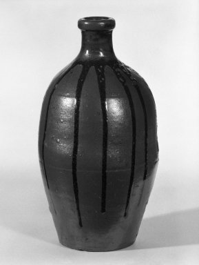  <em>Sake Bottle, One of Set</em>, 19th century. Tamba ware Brooklyn Museum, Gift of William D. Stiehm, 81.205.5. Creative Commons-BY (Photo: Brooklyn Museum, 81.205.5_bw.jpg)
