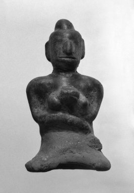  <em>Maternity Figure</em>, 14th-15th century., 3 3/8 x 1 3/4 in. (8.6 x 4.4 cm). Brooklyn Museum, Gift of Dr. Jerome Krieger, 81.289.15. Creative Commons-BY (Photo: Brooklyn Museum, 81.289.15_bw.jpg)