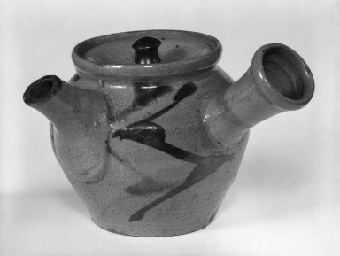 Hamada Shoji (Japanese, 1894-1978). <em>Teapot</em>, ca. 1960. Stoneware, 5 1/8 x 7 1/4 in. (13 x 18.4 cm). Brooklyn Museum, Gift of Dr. Hugo Munsterberg, 82.126.2. Creative Commons-BY (Photo: Brooklyn Museum, 82.126.2_bw.jpg)
