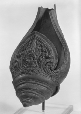 <em>Cult Object</em>, late 12th-early 13th century. Bronze, 8 1/2 in. (21.6 cm). Brooklyn Museum, Gift of Georgia and Michael de Havenon, 82.233.6. Creative Commons-BY (Photo: Brooklyn Museum, 82.233.6_bw.jpg)