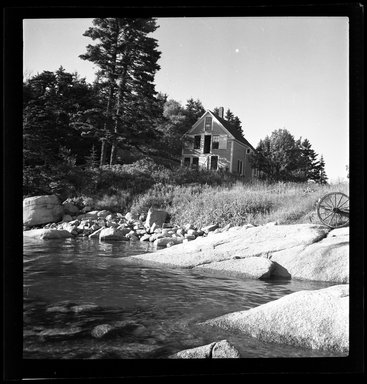Consuelo Kanaga (American, 1894-1978). <em>[Untitled] (Only House)</em>. Cellulose acetate negative, 2 1/4 x 2 1/4 in. (5.7 x 5.7 cm). Brooklyn Museum, Gift of Wallace B. Putnam from the Estate of Consuelo Kanaga, 82.65.1820 (Photo: Brooklyn Museum, 82.65.1820_bw_SL5.jpg)
