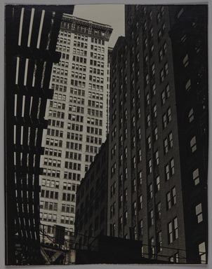 Consuelo Kanaga (American, 1894-1978). <em>Untitled (New York)</em>, ca. 1940. Gelatin silver print, frame: 20 5/16 × 15 5/16 × 1 1/2 in. (51.6 × 38.9 × 3.8 cm). Brooklyn Museum, Gift of Wallace B. Putnam from the Estate of Consuelo Kanaga, 82.65.243 (Photo: Brooklyn Museum, 82.65.243_PS20.jpg)