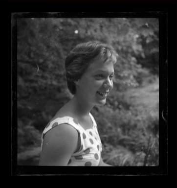 Consuelo Kanaga (American, 1894-1978). <em>[Untitled]</em>. Negative, 3 1/8 x 4 1/4 in. (7.9 x 10.8 cm). Brooklyn Museum, Gift of Wallace B. Putnam from the Estate of Consuelo Kanaga, 82.65.725 (Photo: Brooklyn Museum, 82.65.725.jpg)