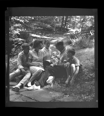 Consuelo Kanaga (American, 1894-1978). <em>[Untitled]</em>. Negative, 3 1/8 x 4 1/4 in. (7.9 x 10.8 cm). Brooklyn Museum, Gift of Wallace B. Putnam from the Estate of Consuelo Kanaga, 82.65.764 (Photo: Brooklyn Museum, 82.65.764.jpg)