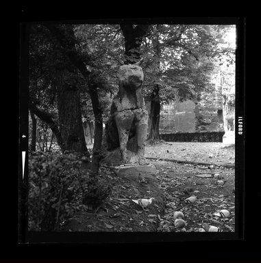 Consuelo Kanaga (American, 1894-1978). <em>[Untitled]</em>. Negative, 3 1/8 x 4 1/4 in. (7.9 x 10.8 cm). Brooklyn Museum, Gift of Wallace B. Putnam from the Estate of Consuelo Kanaga, 82.65.776 (Photo: Brooklyn Museum, 82.65.776.jpg)