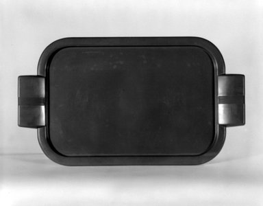 Henry Dreyfuss (American, 1904–1972). <em>Tray,  Match for Thermos Pitcher</em>, ca. 1935. Plastic, 7/8 x 12 1/4 x 7 in. (2.2 x 31.1 x 17.8 cm). Brooklyn Museum, Gift of Paul F. Walter, 83.108.4. Creative Commons-BY (Photo: Brooklyn Museum, 83.108.4_bw.jpg)