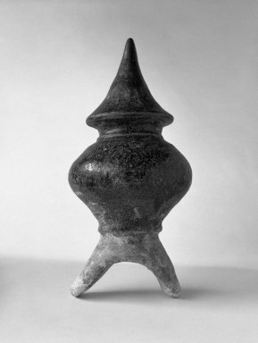  <em>Sawankhalok Roof Finial</em>, 14th century. Stoneware, 8 1/2 x 4 in. (21.6 x 10.2 cm). Brooklyn Museum, Gift of Dr. Joel Canter, 83.181.2. Creative Commons-BY (Photo: Brooklyn Museum, 83.181.2_bw.jpg)