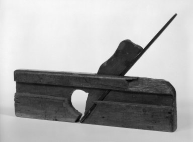 American. <em>Wood-Plane</em>, ca. 1890. Wood and steel, 6 x 9 1/4 x 3/4 in. (15.2 x 23.5 x 1.9 cm). Brooklyn Museum, Gift of Mr. and Mrs. S. Scheff, 84.123.2. Creative Commons-BY (Photo: Brooklyn Museum, 84.123.2_bw.jpg)