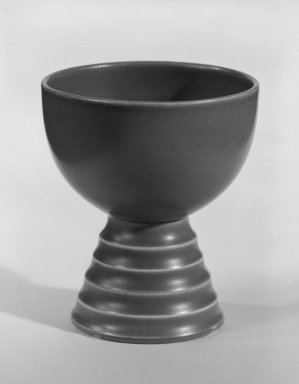 Keith Murray (English, born New Zealand, 1892-1981). <em>Footed Cup</em>, ca. 1933-1936. Glazed earthenware, Other: 3 x 2 5/8 in. (7.6 x 6.7 cm). Brooklyn Museum, Gift of Paul F. Walter, 84.178.7. Creative Commons-BY (Photo: Brooklyn Museum, 84.178.7_bw.jpg)