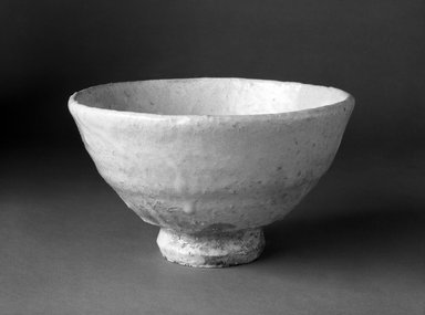 Hirose Tanga (Japanese, born 1939). <em>Hagi Ware Tea Bowl</em>, ca. 1978. Stoneware, 3 1/2 x 6 in. (8.9 x 15.2 cm). Brooklyn Museum, Gift of John M. Lyden, 84.70.5. Creative Commons-BY (Photo: Brooklyn Museum, 84.70.5_bw.jpg)