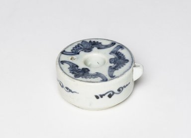  <em>Water Dropper</em>, 19th century. Porcelain with cobalt blue underglaze decoration, Height: 1 3/4 in. (4.4 cm). Brooklyn Museum, Gift of Mr. and Mrs. Roger Elliot and Mr. and Mrs. Jack Ford in memory of Jean Alexander, 85.114.4. Creative Commons-BY (Photo: , 85.114.4_PS11.jpg)
