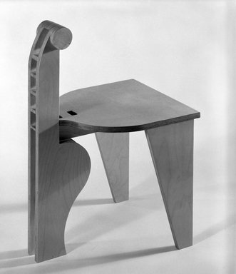 Leo Blackman (American, born 1956). <em>"Blongo" Side Chair</em>, ca. 1984. Birch plywood, 27 1/8 x 15 x 17 1/2 in. (68.9 x 38.1 x 44.5 cm). Brooklyn Museum, H. Randolph Lever Fund, 85.161. Creative Commons-BY (Photo: Brooklyn Museum, 85.161_bw_IMLS.jpg)