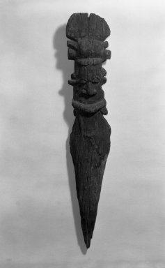 Kanak. <em>Roof Finial (Gomoa)</em>, 19th century. Wood, pigment, 30 x 5 1/2 x 2 3/4 in. (76.2 x 14 x 7 cm). Brooklyn Museum, Gift of Mr. and Mrs. Milton F. Rosenthal, 85.199. Creative Commons-BY (Photo: Brooklyn Museum, 85.199_bw.jpg)