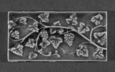 International Tile Company. <em>Tile</em>, 1882–1885. Earthenware, 3 × 6 × 1/2 in. (7.6 × 15.2 × 1.3 cm). Brooklyn Museum, Gift of Florence I. Barnes, 85.6.8. Creative Commons-BY (Photo: Brooklyn Museum, 85.6.8_bw.jpg)