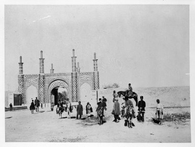  <em>[Untitled]</em>, 19th century. Albumen silver photograph, 13 9/16 x 10 1/2 in. (34.4 x 26.7 cm). Brooklyn Museum, Special Middle Eastern Art Fund, 86.86.3 (Photo: Brooklyn Museum, 86.86.3_bw_IMLS.jpg)