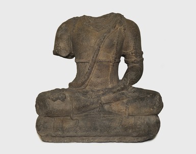  <em>Seated Divinity</em>, 9th century. Volcanic stone, 26 3/8 x 16 15/16 x 26 3/8 in., 390 lb. (67 x 43 x 67 cm, 176.9kg). Brooklyn Museum, Gift of Georgia and Michael de Havenon, 87.188.9. Creative Commons-BY (Photo: Brooklyn Museum, 87.188.9_PS11.jpg)