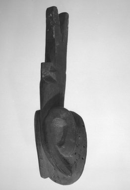 Hill. <em>Headcrest with Zoomorphic Features</em>, early 20th century. Wood, pigment, 17 1/4 x 5 1/2 x 4 in. (43.8 x 14.0 x 10.3 cm). Brooklyn Museum, Gift of Marcia and John Friede and Mrs. Melville W. Hall, 87.218.116. Creative Commons-BY (Photo: Brooklyn Museum, 87.218.116_bw.jpg)
