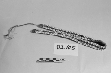  <em>Head Band</em>. Shell, fiber, 9/16 x 20 1/16 in. (1.5 x 51 cm). Brooklyn Museum, Brooklyn Museum Collection, 00.105. Creative Commons-BY (Photo: , CUR.00.105_acetate_bw.jpg)