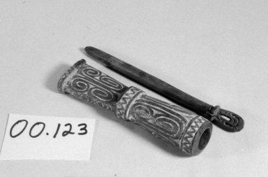  <em>Mortar Used for Crushing Betel Nuts</em>. Wood, 1 9/16 x 5 7/8 in. (4 x 15 cm). Brooklyn Museum, Brooklyn Museum Collection, 00.123. Creative Commons-BY (Photo: Brooklyn Museum, CUR.00.123_bw.jpg)